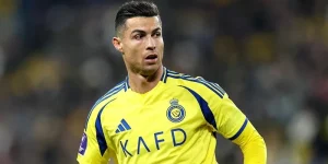Cristiano Ronaldo nhận sự ủng hộ gia nhập Ngoại Hạng Anh